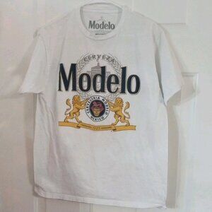 Modelo Beer Graphic T-Shirt Men’s Large White 100% Cotton Ripple Junction